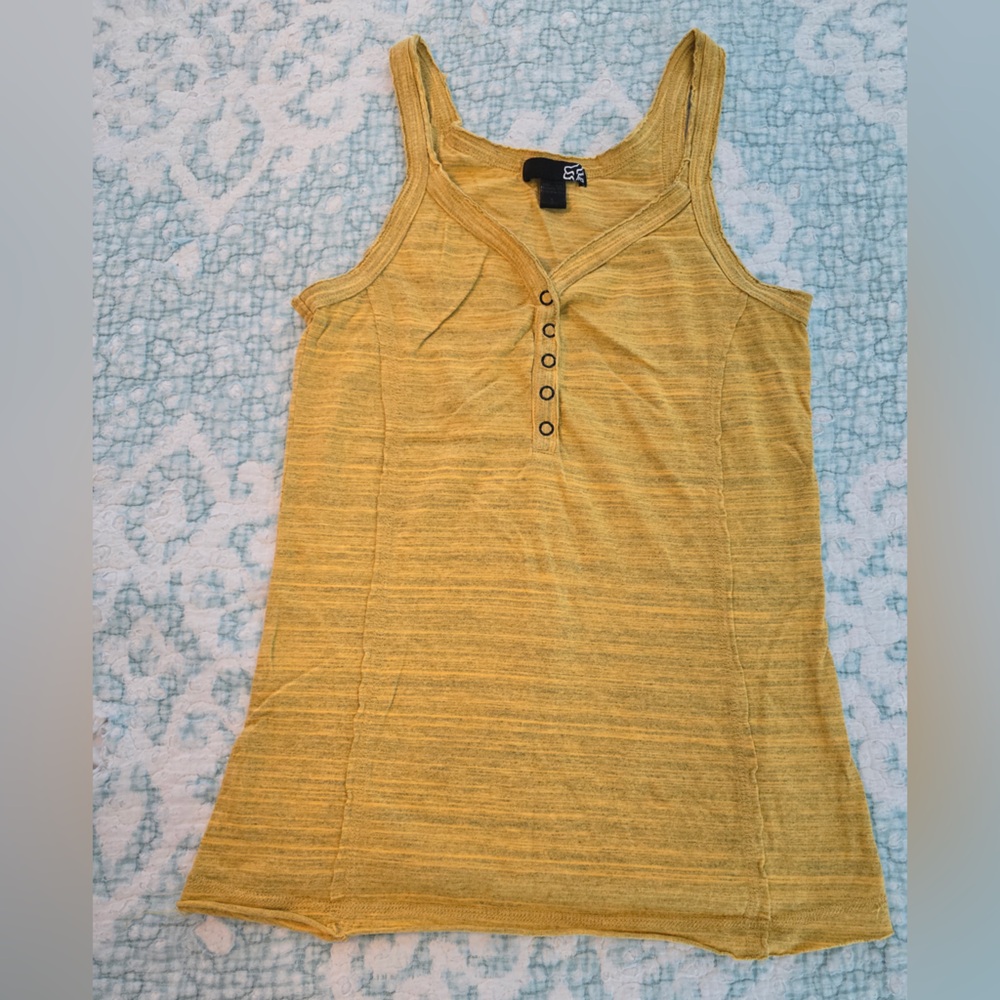 Fox Yellow Sleeveless Tank Top